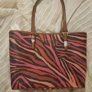 MUST GO!!! MAKE AN OFFER! Michael Kors RARE Red and Pink large Purse